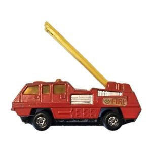 Matchbox Superfast no 22 Blaze Buster Fire Engine chrome interior England Lesney